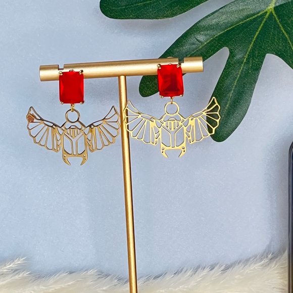 Elegant Ancient Egyptian Earrings - Scarab Winged Egyptian Beetle Earrings - Picture 7 of 8